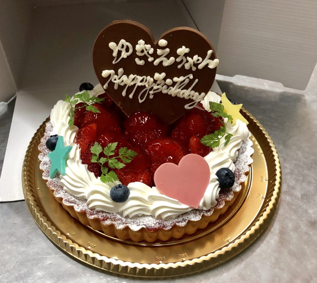 誕生日ケーキ バースデーケーキ を注文できる佐野市のケーキ屋さん トルテ洋菓子店