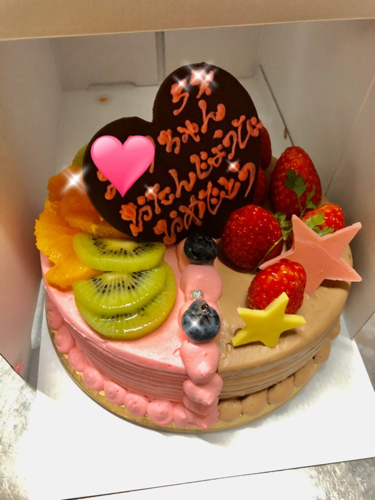 誕生日ケーキ バースデーケーキ を注文できる佐野市のケーキ屋さん トルテ洋菓子店